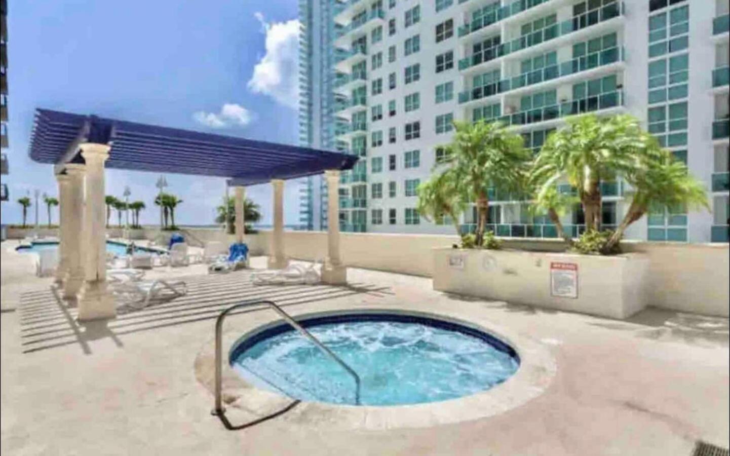 *Luxurious Highrise 2Brcondo Brickell- Waterviews* Маями Екстериор снимка