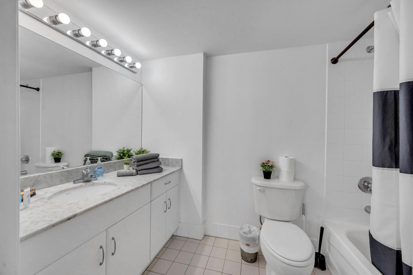 *Luxurious Highrise 2Brcondo Brickell- Waterviews* Маями Екстериор снимка